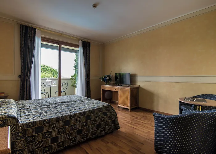 Ahg Golf Porta Del Sole 4*