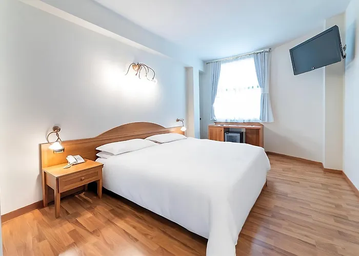 Hotel Ahg Golf Porta Del Sole Soiano Del Lago
