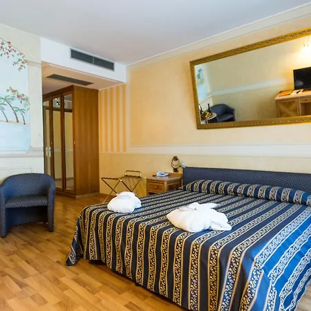 Hotel Porta Del Sole Soiano Del Lago