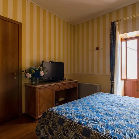 Otel Porta Del Sole Soiano Del Lago